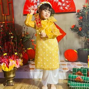 Meet your Posher, Khanh